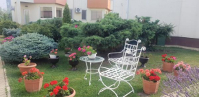 Vila Ambient Mamaia Nord frontal la mare